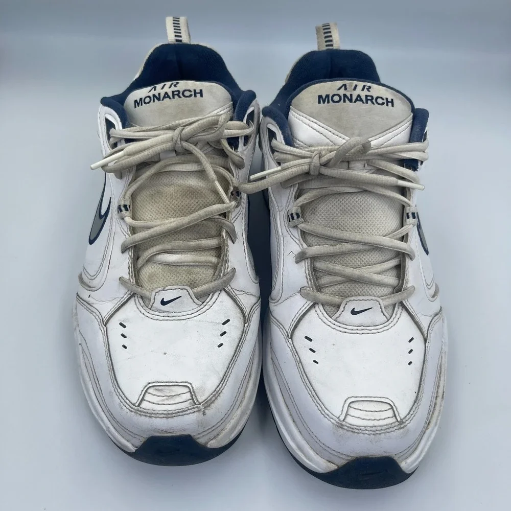 Nike Air Monarch IV Walking Shoes Men's Size 9.5W White Leather Athletic Sneaker